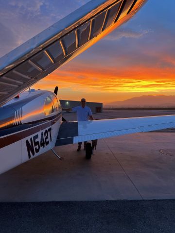 Beechcraft 35 Bonanza (N542T)