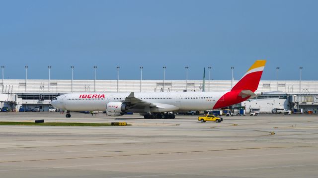 Airbus A340-600 (EC-JBA) - Iberia Airbus A340-642 EC-JBA in Chicago