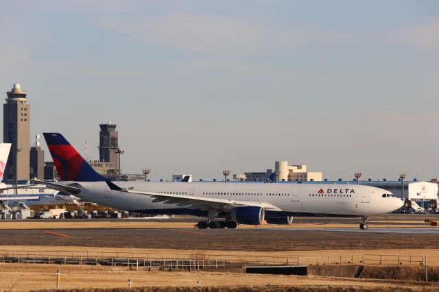 Airbus A330-300 (N816NW)