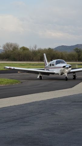 Piper Cherokee Arrow (N55345)