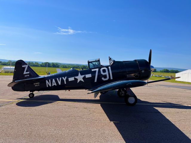 N7968C — - taking a quick break after doing a couple flyovers for Memorial Day parades 5/30/2022