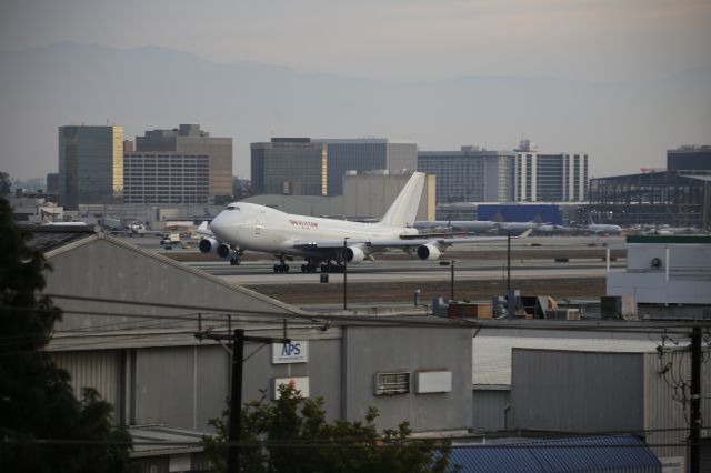 Boeing 747-400 (N712CK)