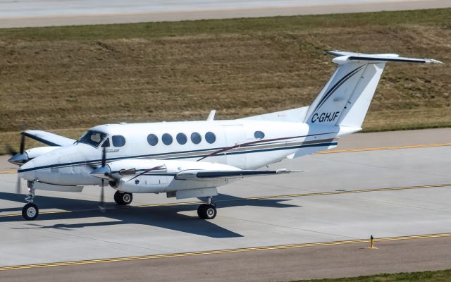 Beechcraft Super King Air 200 (C-GHJF)