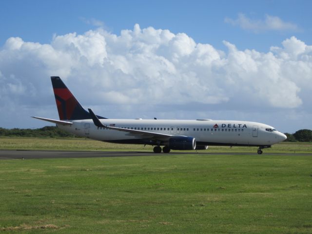 Boeing 737-800 (N378DA)