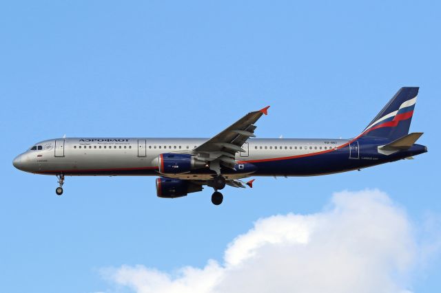 Airbus A321 (VQ-BEI)