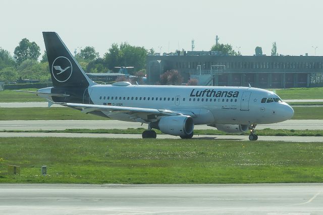 Airbus A319 (D-AIBM) - EPWA/WAW Spotting
