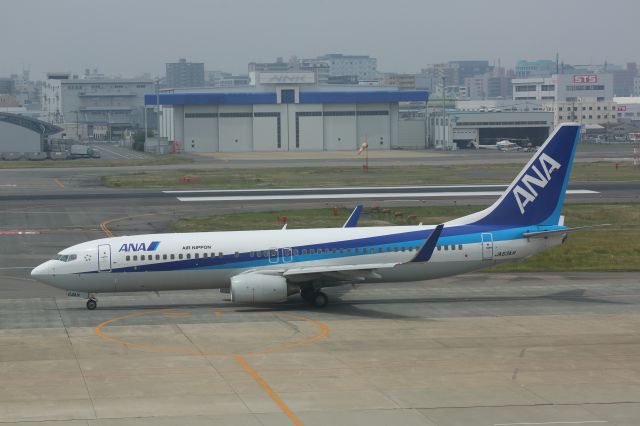 Boeing 737-800 (JA63AN)