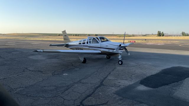 Beechcraft Bonanza (36) Turbo (N1819M)