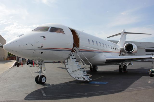 Bombardier Global Express (N468KL)