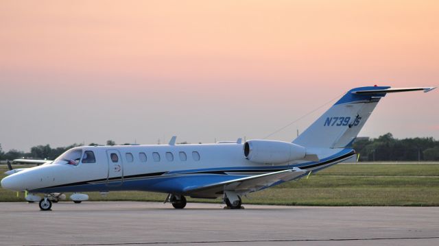 Cessna Citation CJ3 (N739JS) - Jet Share 739 enjoying a Northwest Indiana sunset during an overnight stay. br /br /JRE739. N739JS. 2005 Cessna 525B Citation CJ3. flyExclusive. KVPZ. 6/7/23. 