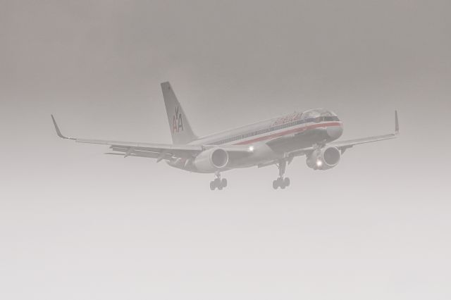 Boeing 757-200 —