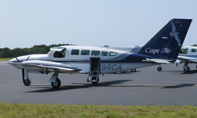 Cessna 402 (N499CA)