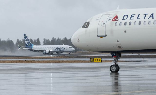 Boeing 737-900 (N293AK) - N313DN