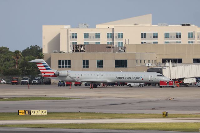 Canadair Regional Jet CRJ-900 (N632NN) - JIA5437 PNS-DFW 6/5/24