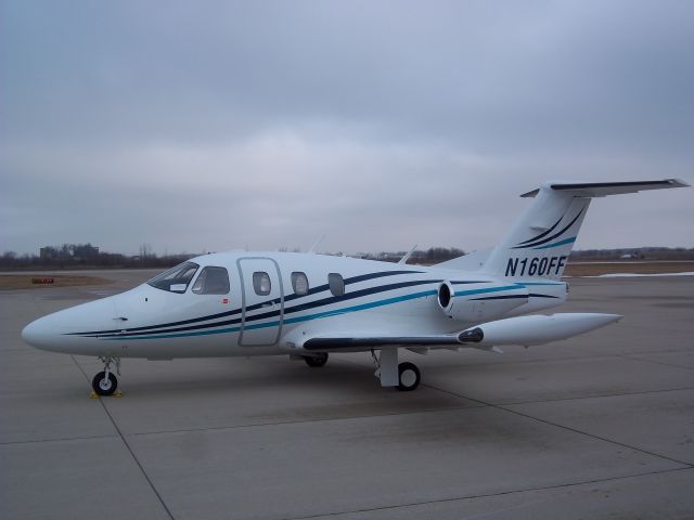 Eclipse 500 (N160FF)