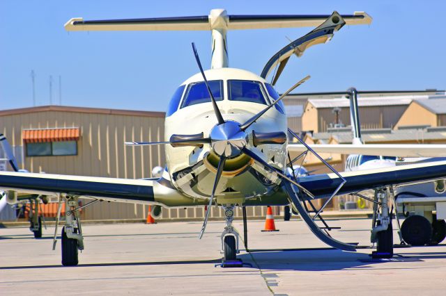 Pilatus PC-12 (N629SR)