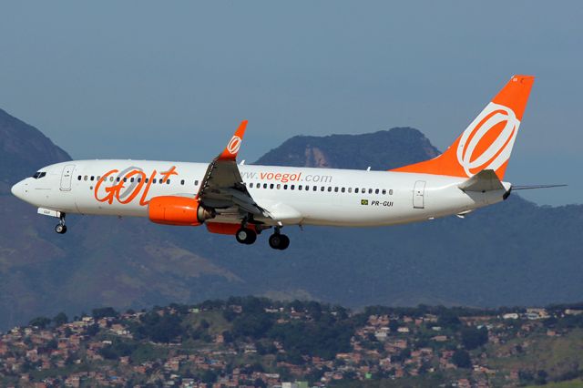 Boeing 737-700 (PR-GUI)