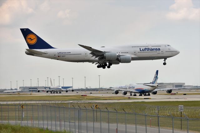 BOEING 747-8 (D-ABYF) - Three 747's in one shot!