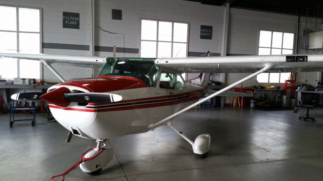 Cessna Skyhawk (N62350)