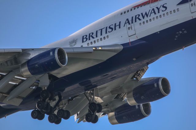 Boeing 747-400 (G-CIVR)