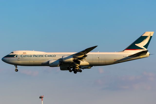 BOEING 747-8 (B-LJJ)