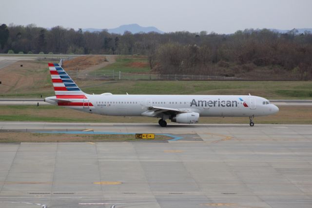 Airbus A321 (N535UW)