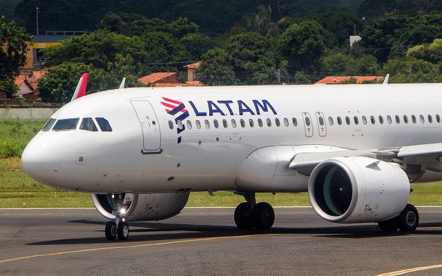 Airbus A320neo (PR-XBJ)