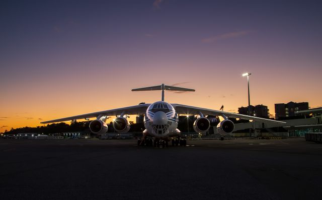 Ilyushin Il-76 (RA-76511)