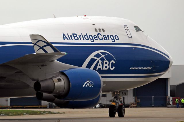 Boeing 747-400 (VP-BIG)
