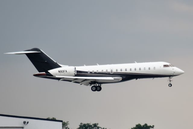 Bombardier Global Express (N90FX)