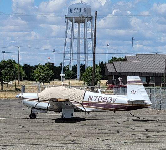 Mooney M-20 (N7093V)