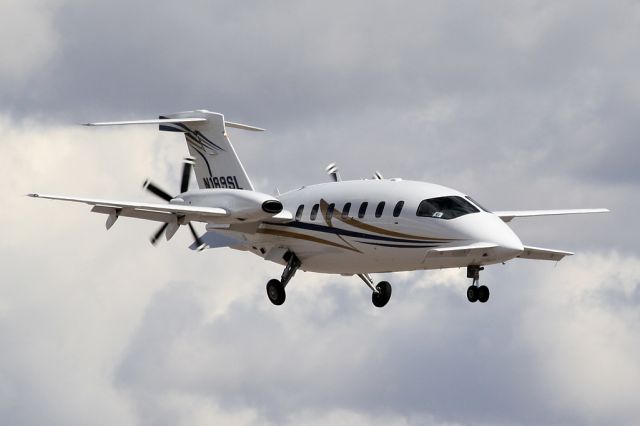 Piaggio P.180 Avanti (N189SL)