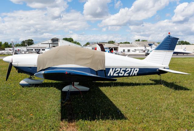 Piper Cherokee (N2521R)