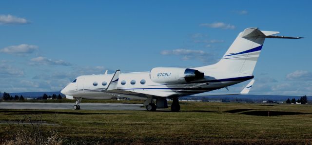 Gulfstream Aerospace Gulfstream IV (N702LT) - Shown here is a 2004 Gulfstream IV in the Autumn of 2024.