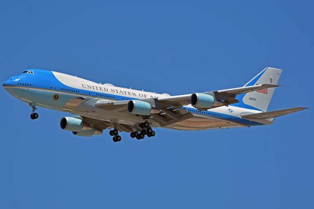 Boeing 747-200 (82-8000) - President Trump arrived at Phoenix Sky Harbor aboard Boeing VC-25A 82-8000 on May 5, 2020.