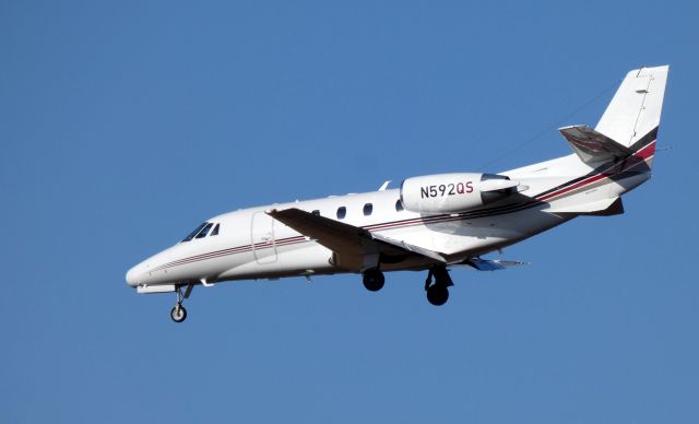 Cessna Citation Excel/XLS (N592QS) - On final is this 2007 Cessna Citation 560XLS in the Winter of 2020.