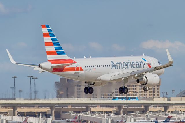 Airbus A319 —