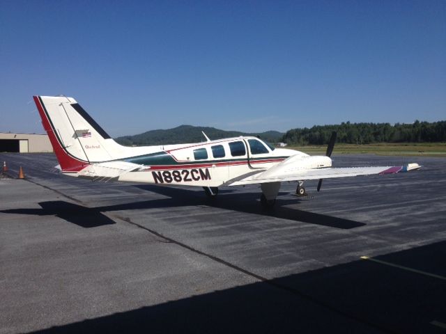 Beechcraft Baron (58) (N882CM) - Dawn patrol for Pete and Gerrys Organic Eggs. Executive flights