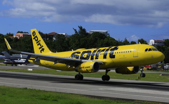 Airbus A320 (N656NK)