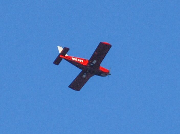 Piper Cherokee (N3748T)