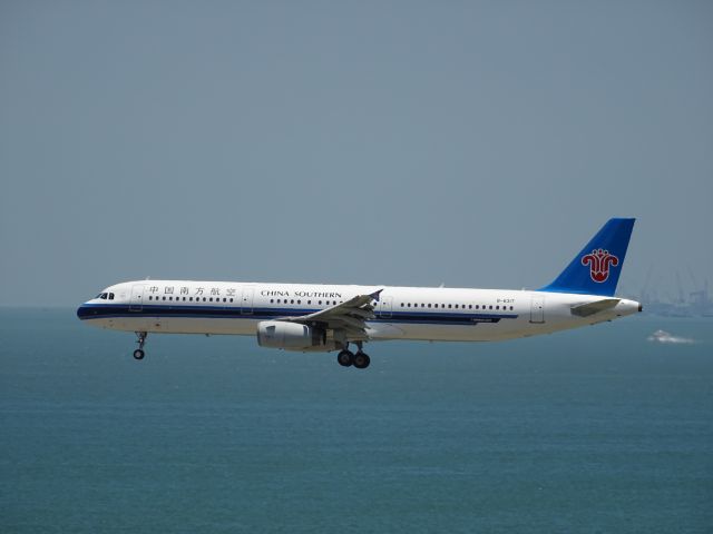 Airbus A321 (B-6317)