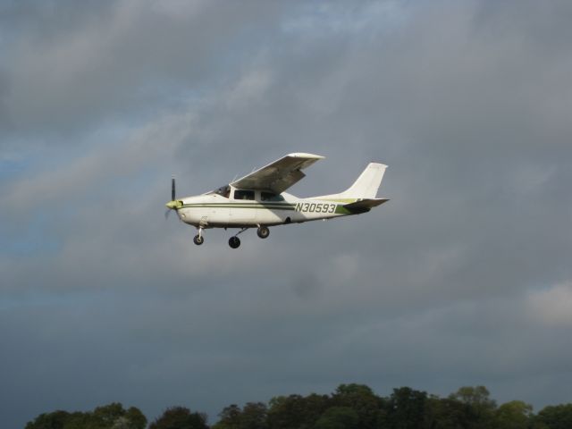 Cessna Centurion (N30593)