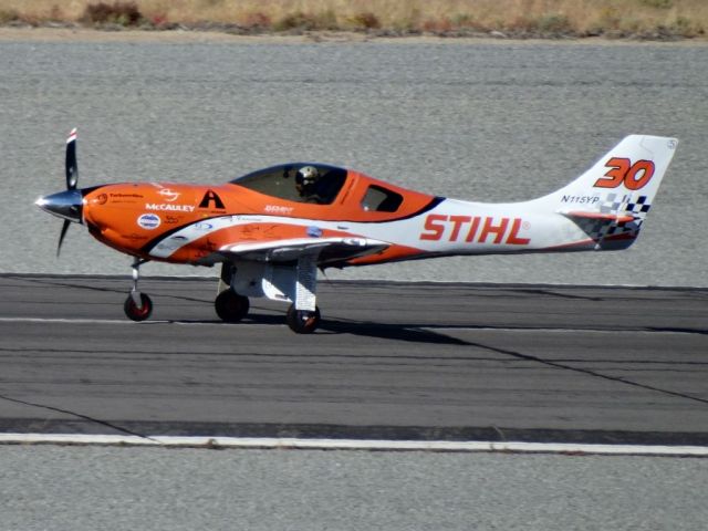 Lancair Legacy 2000 (N115YP)