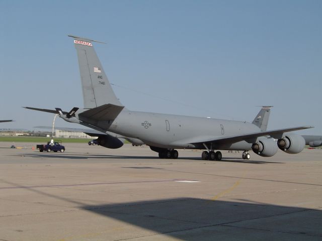 Boeing C-135FR Stratotanker (57-1461) - KC-135R stationed out of Nebraska ANG Base, Lincoln, NE (KLNK). While working the ramp as USAF SF in 2006.