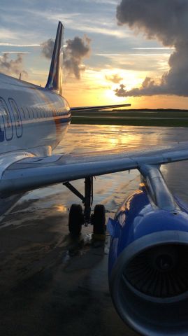 Airbus A320 (N303NV) - Early morning flight