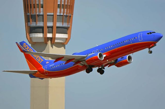 Boeing 737-800 (N8616C) - Southwest Boeing 737-8H4 N8616C at Phoenix Sky Harbor on August 29, 2018.