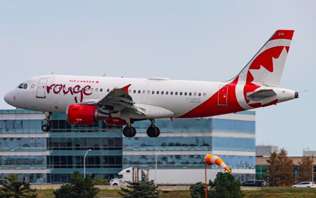 Airbus A319 (C-GBHZ)