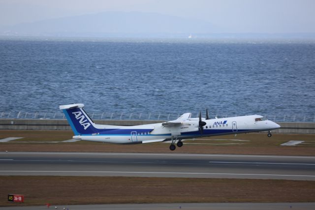 de Havilland Dash 8-400 (JA855A)