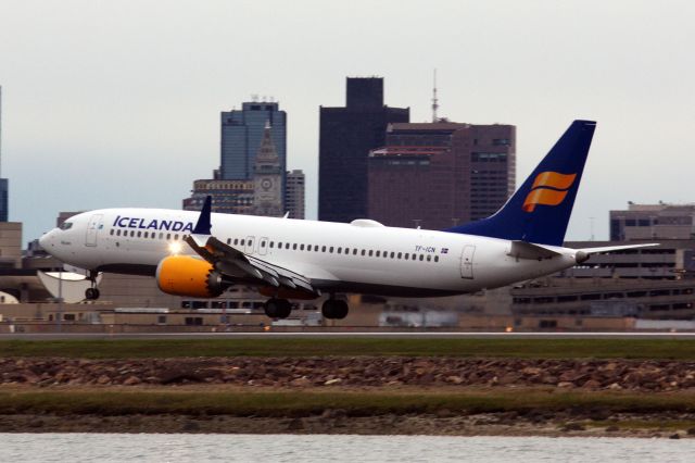 Boeing 737 MAX 8 (TF-ICN) - Icelandair B737 MAX 8 landing at Boston Logan's runway 22L on 5/8/21.