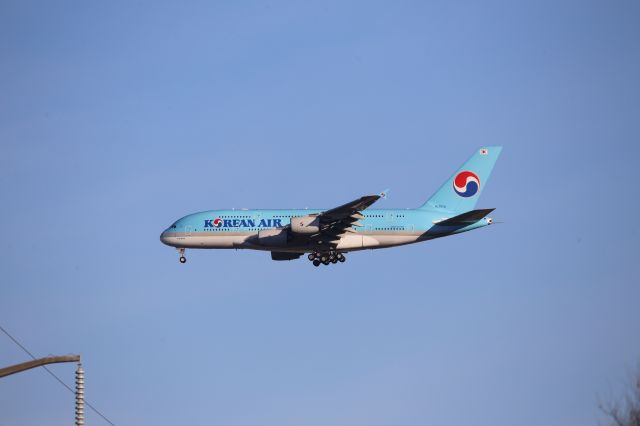 Airbus A380-800 (HL7614)